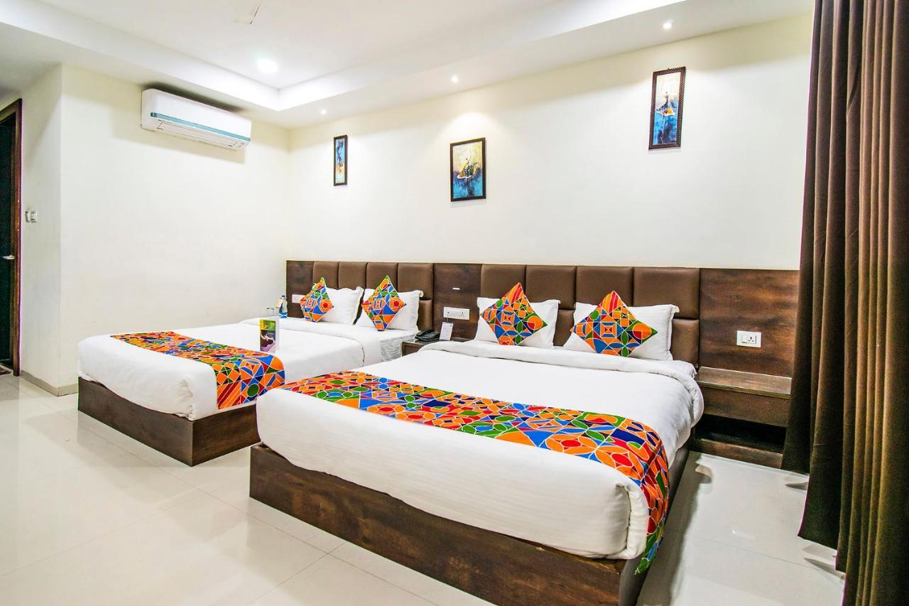 Fabhotel Amrit Greens Indore Airport Esterno foto