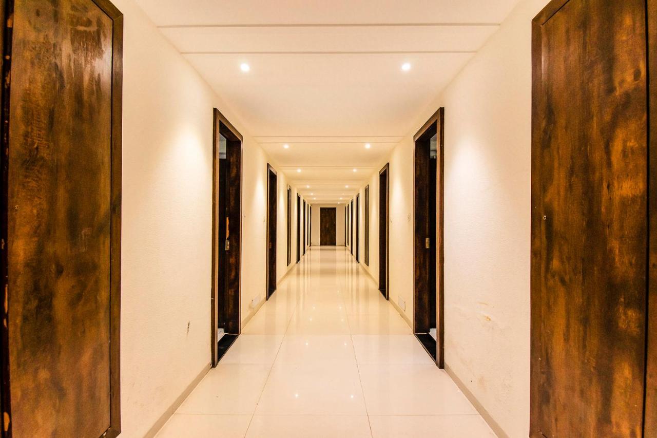 Fabhotel Amrit Greens Indore Airport Esterno foto